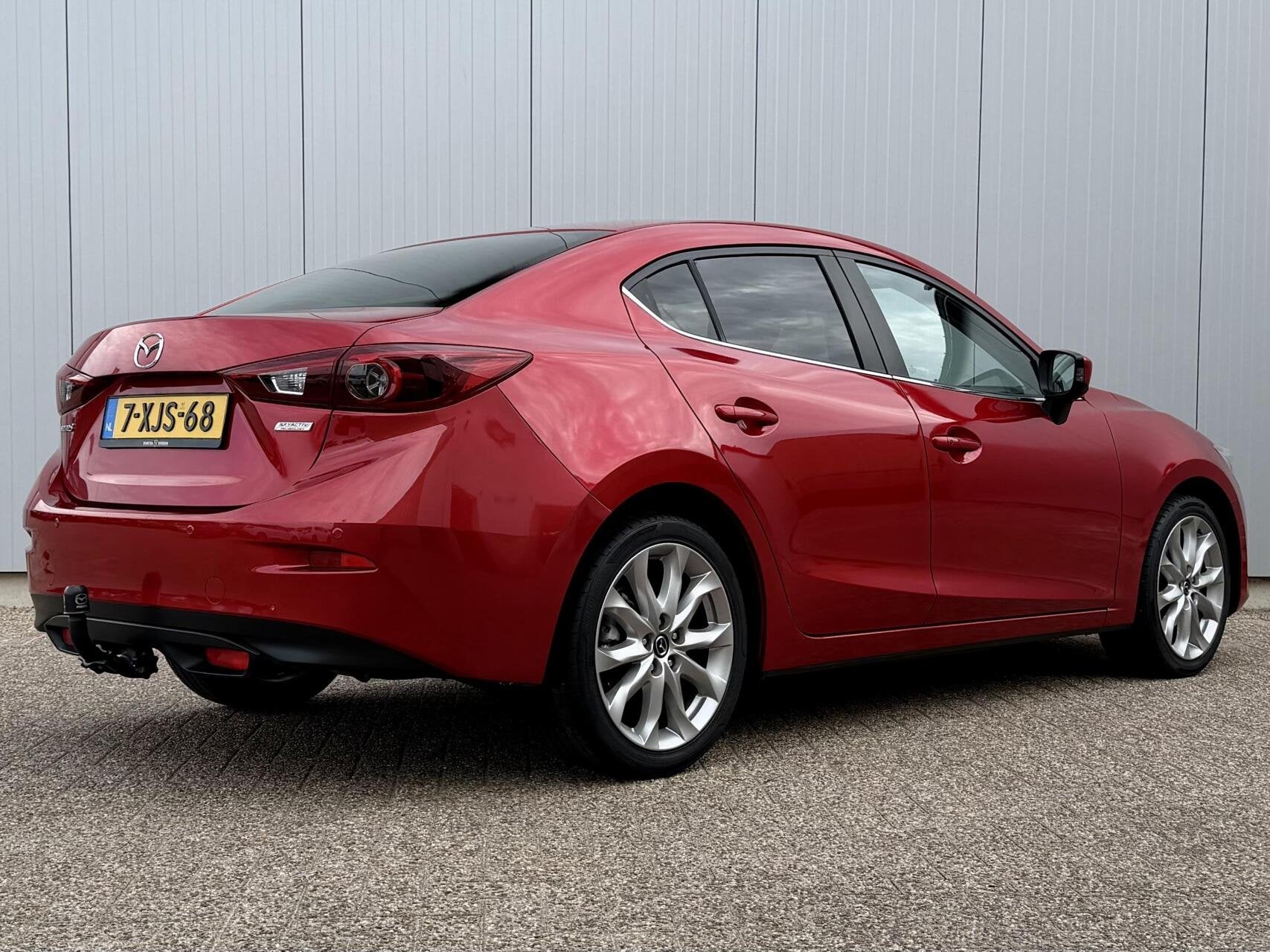 Mazda 3 2.0 GT-M head up, navi, leder, cruise, dieprood, Auto's, Mazda, Gebruikt, 4 cilinders, Handgeschakeld, 600 kg