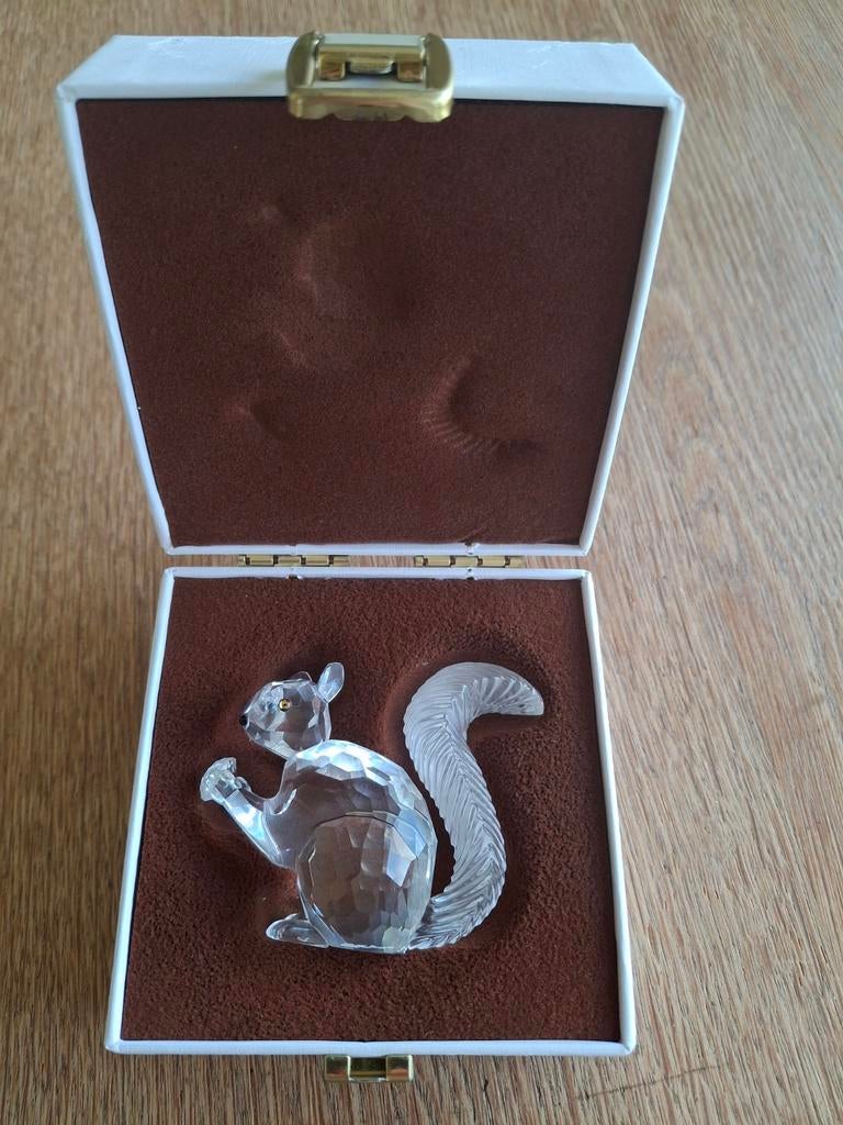 Swarovski in doos. Eekhoorn (3), Ophalen of Verzenden, Gebruikt, Figuurtje