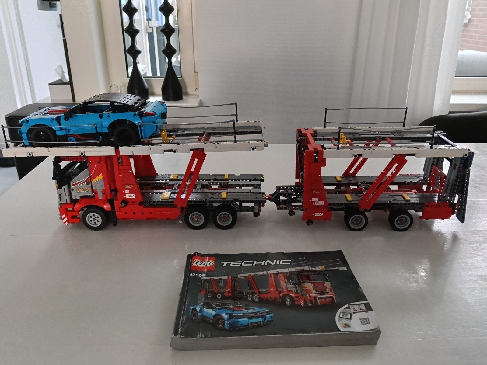 Lego Technic Autotransporter 42098, Kinderen en Baby's, Speelgoed | Duplo en Lego, Lego, Ophalen of Verzenden, Zo goed als nieuw
