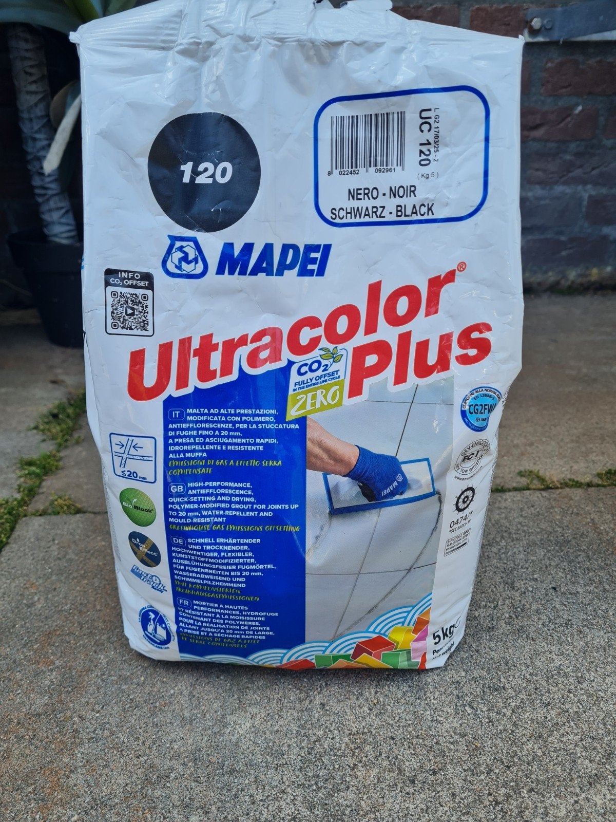 Mapei ultracolor plus voegmiddel zwart, Doe-het-zelf en Verbouw, Tegels, Ophalen, Overige typen, Nieuw, Minder dan 20 cm
