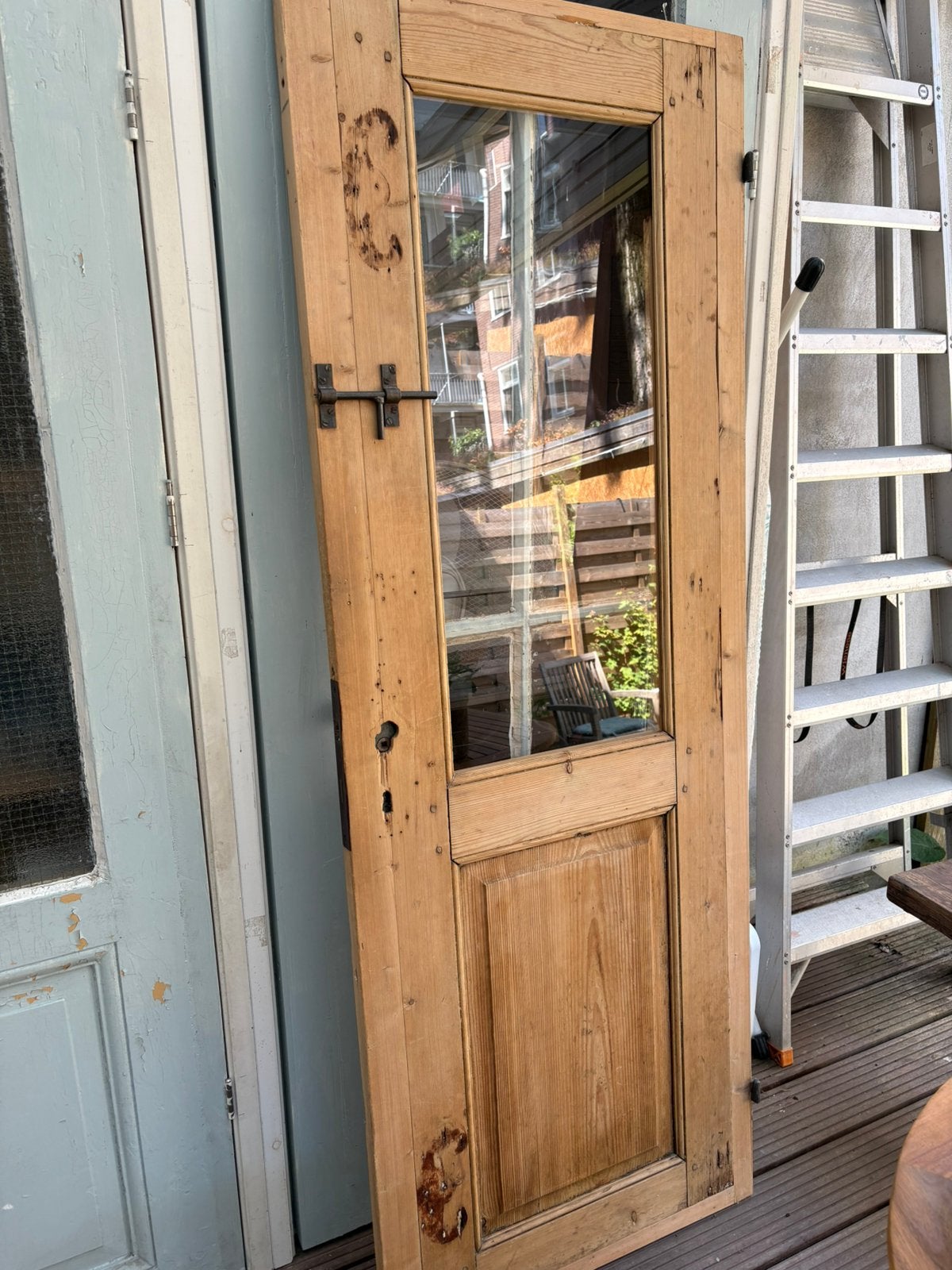 Antieke kastdeur hout met glas, Doe-het-zelf en Verbouw, Deuren en Horren, Binnendeur, Ophalen of Verzenden, Zo goed als nieuw