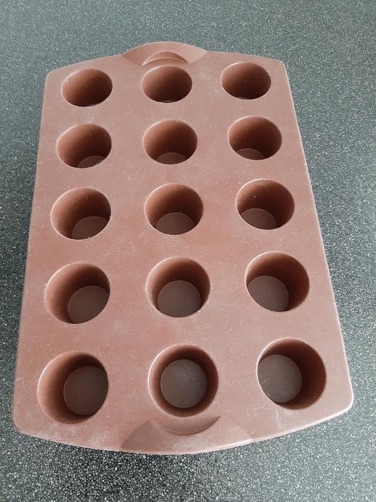 CUPCAKES SILICONEN BAKMAT VAN TUPPERWARE (NIEUW), Ophalen, Nieuw, Cupcakes, Bakvorm