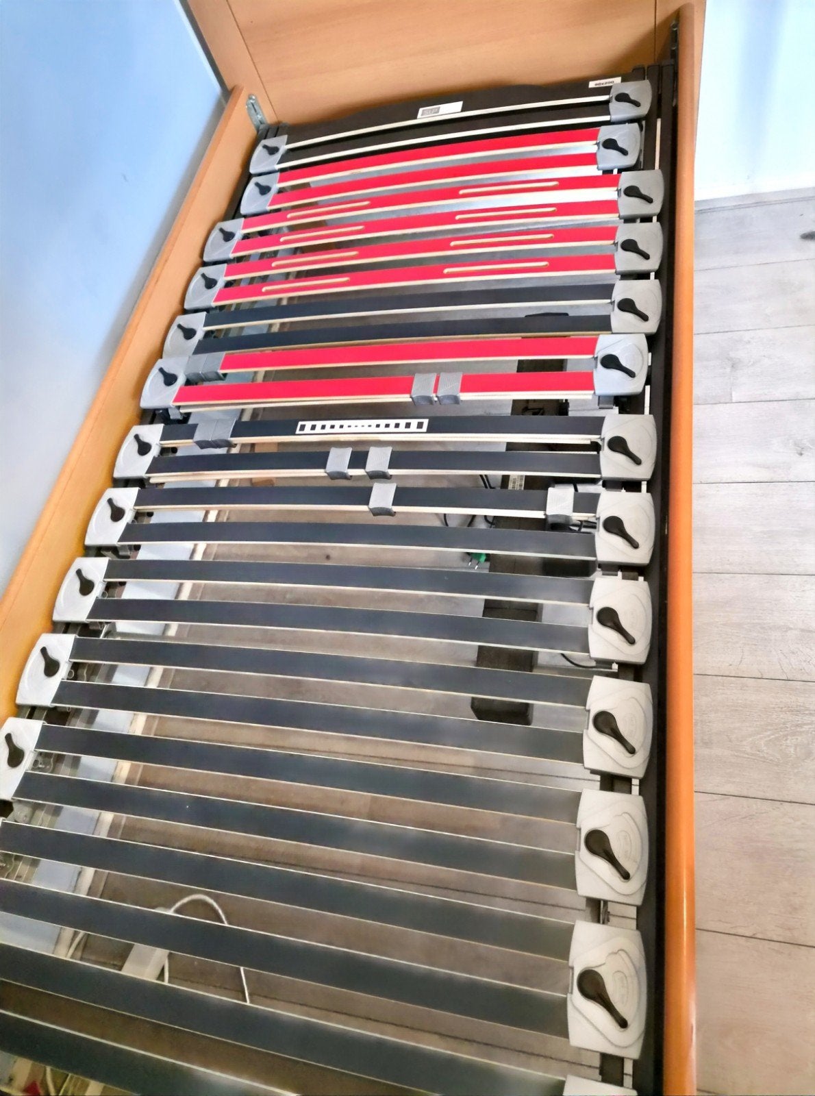 SLP Collection Elektrische Lattenbodem 90x200 cm, Huis en Inrichting, Ophalen, 90 cm, Eenpersoons, Zo goed als nieuw