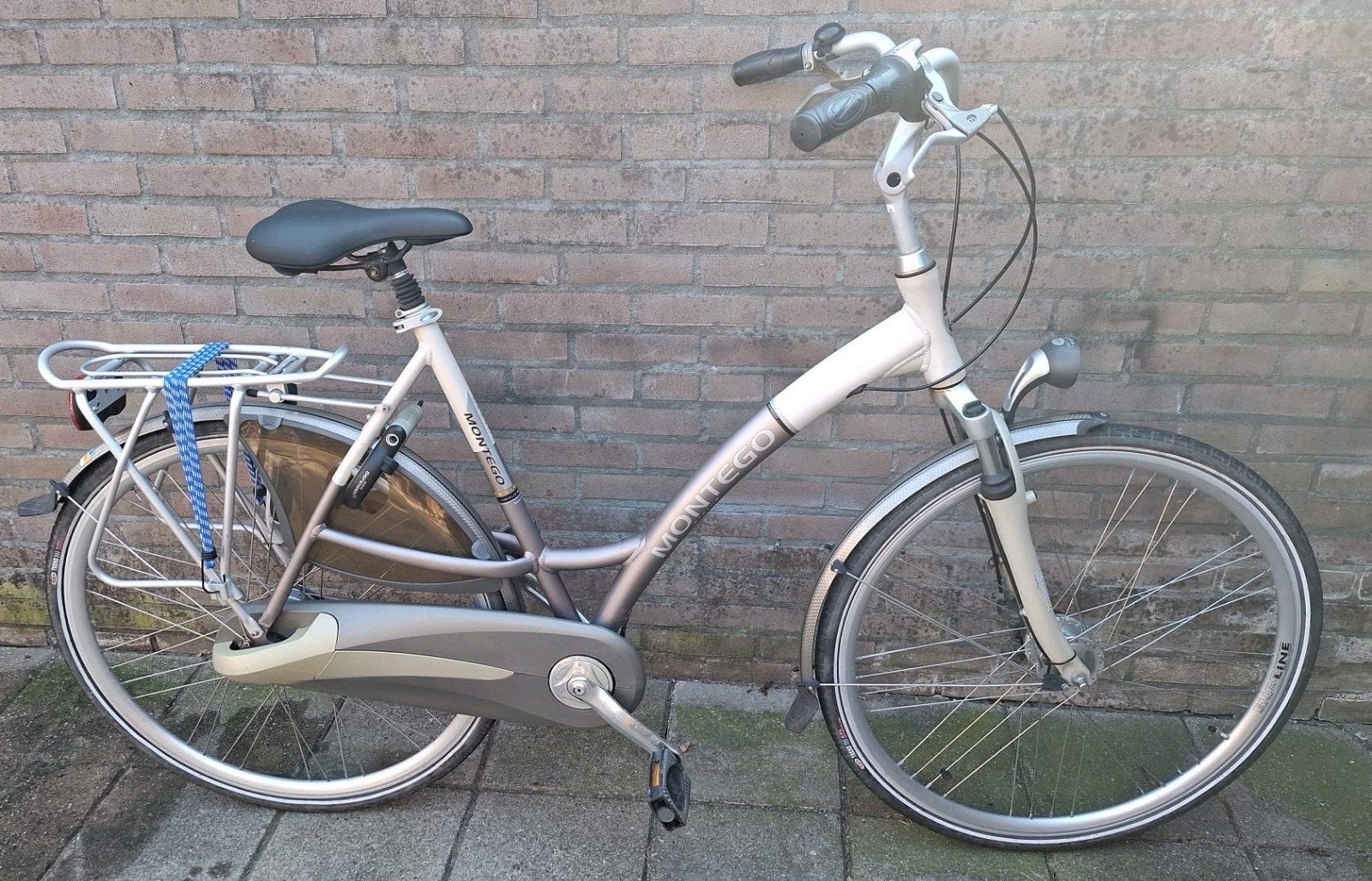 mooie montego, Fietsen en Brommers, Fietsen | Dames | Damesfietsen, Zo goed als nieuw, Overige merken, Versnellingen, 53 tot 56 cm