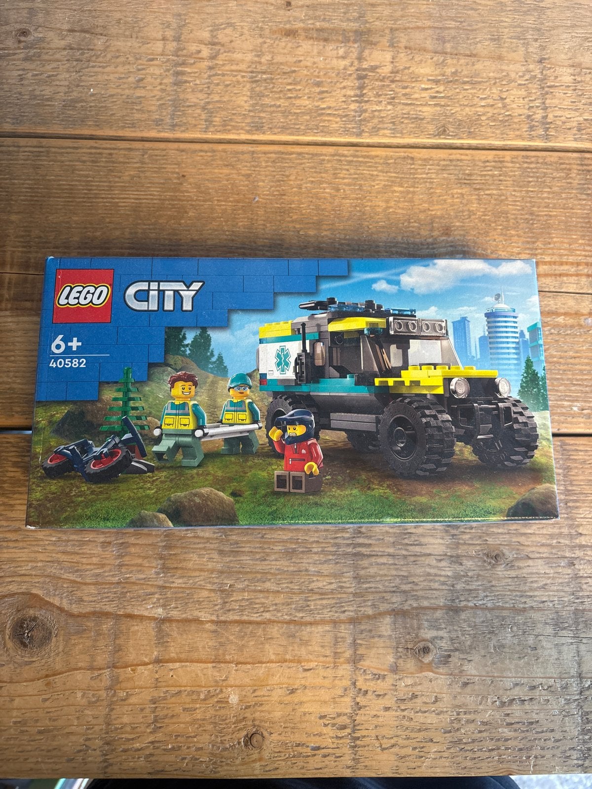 LEGO 40582 • 4x4 Off-road Ambulance Redding ***NIEUW***, Ophalen of Verzenden, Nieuw, Overige merken