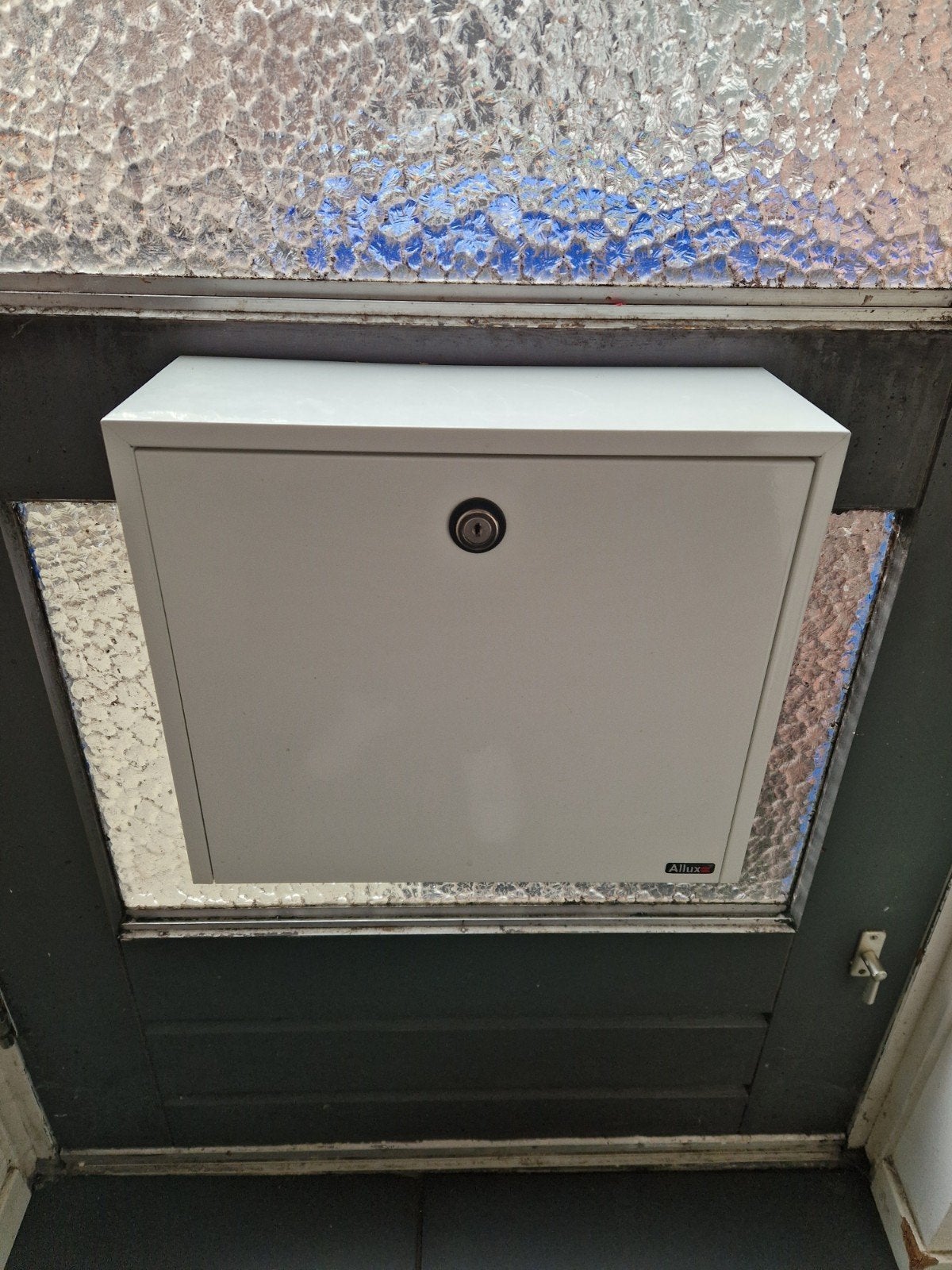 Allux postopvangbak voor binnendeur montage, Tuin en Terras, Brievenbussen, Nieuw, Ophalen of Verzenden, Inbouw, Staal