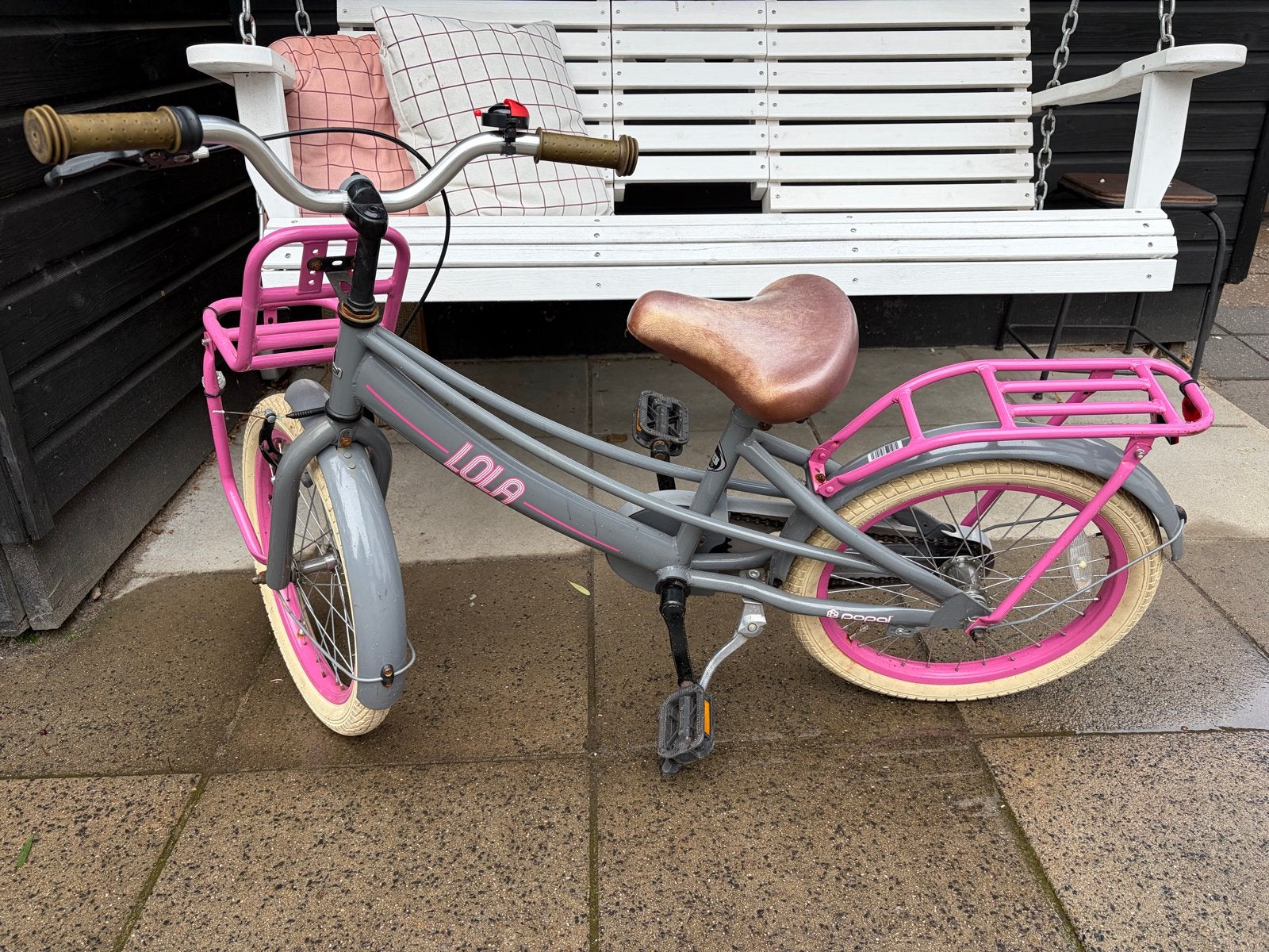 Lola kinderfiets 18 inch - grijs/roze, Ophalen, Gebruikt, Terugtraprem, 16 tot 20 inch