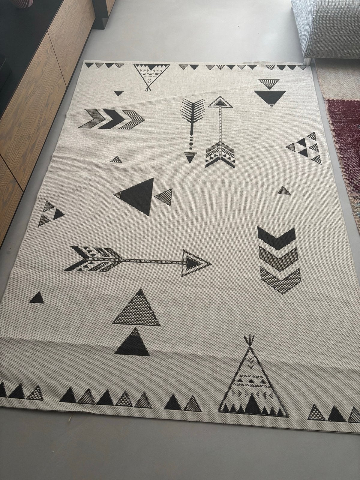 Vloerkleed 160x230 - Woonkamer of Slaapkamer, Ophalen, Gebruikt, Zwart, 150 tot 200 cm
