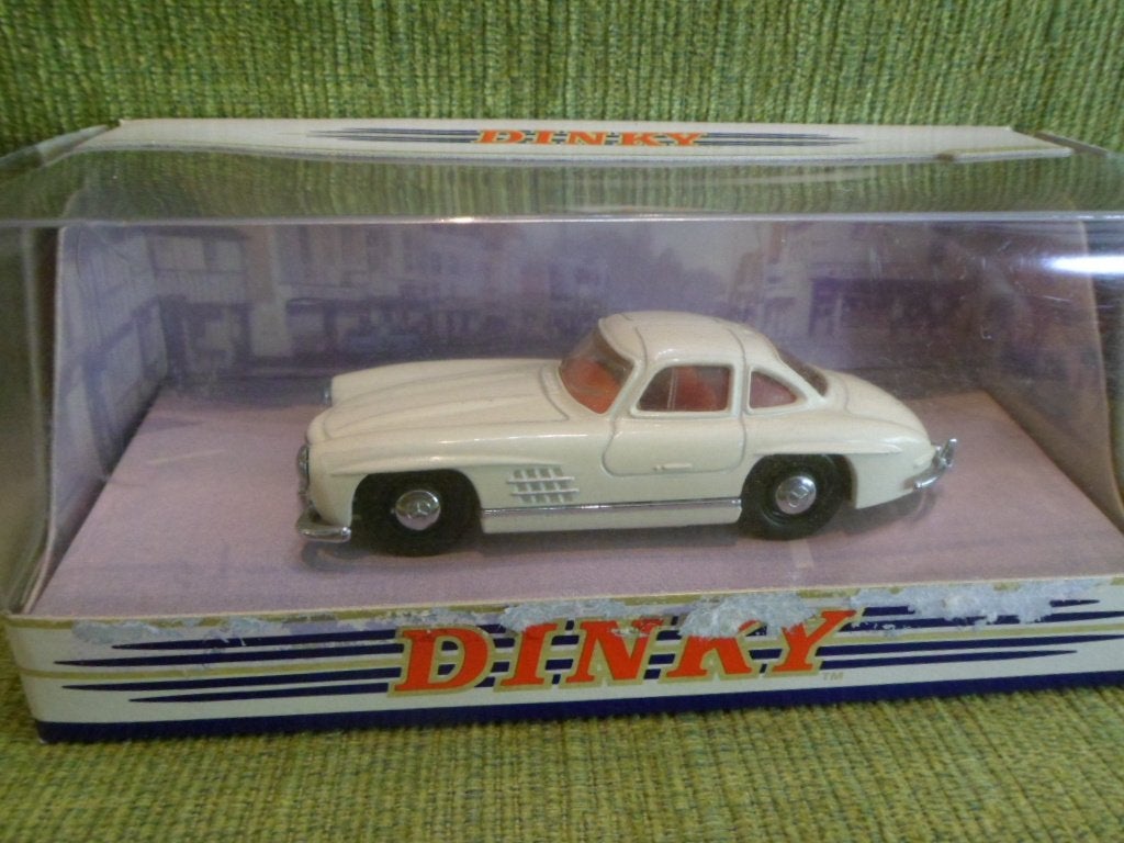 Dinky DY012A - Mercedes 300SL Gullwing [wit] 1/43 MIB, Hobby en Vrije tijd, Modelauto's | 1:43, Ophalen of Verzenden, Nieuw, Auto