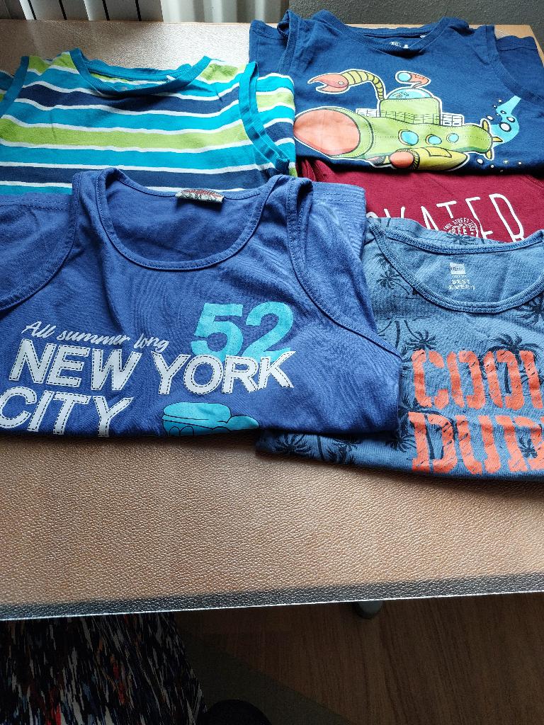 Tanktopjes maat 110/116, Ophalen of Verzenden, Zo goed als nieuw, Jongen, Shirt of Longsleeve
