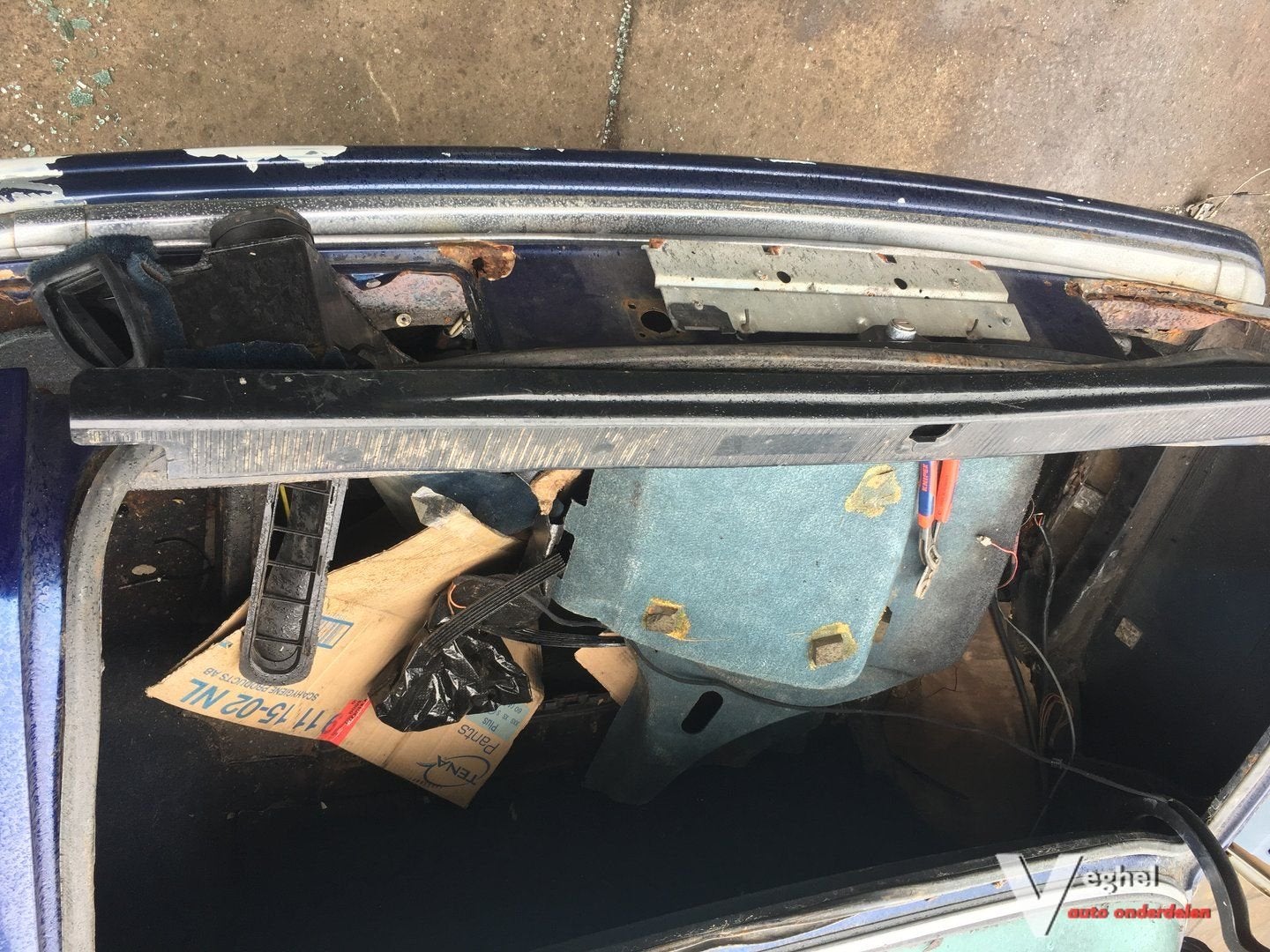 Mercedes W126 1982 Kofferbaklijst, Auto-onderdelen, Ophalen, Gebruikt, -, -