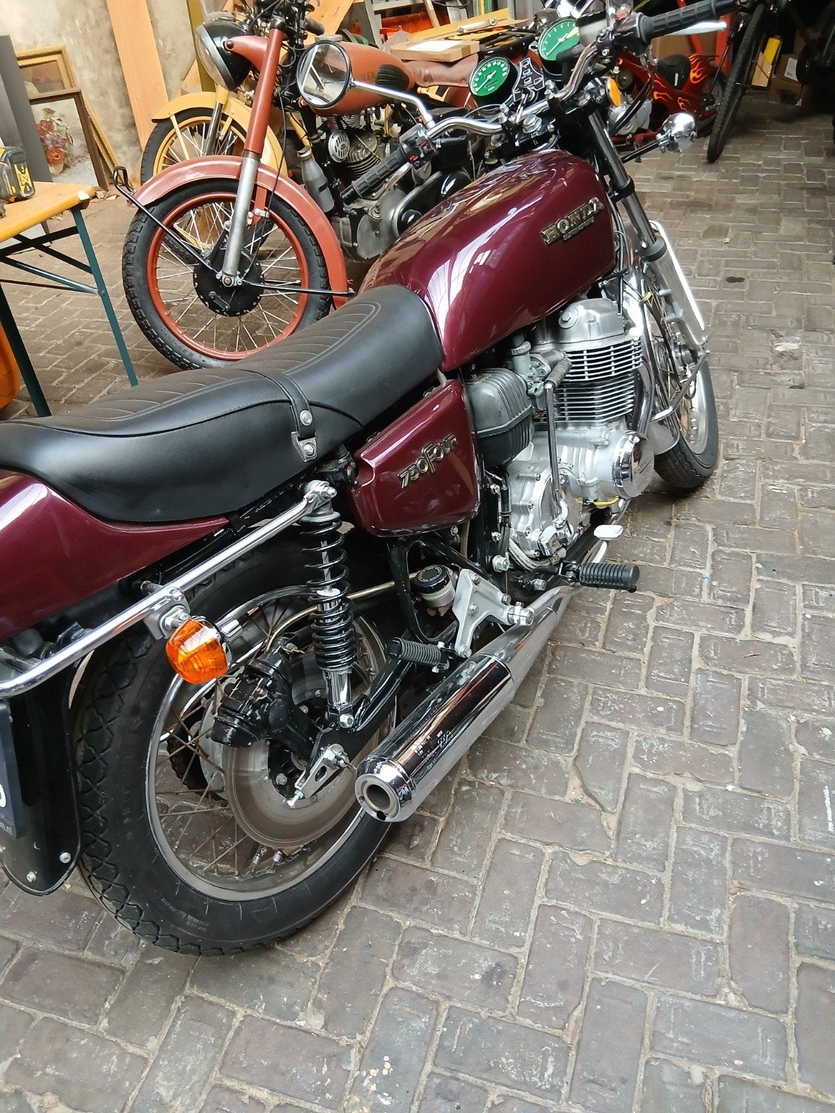 Honda cb 750 f.