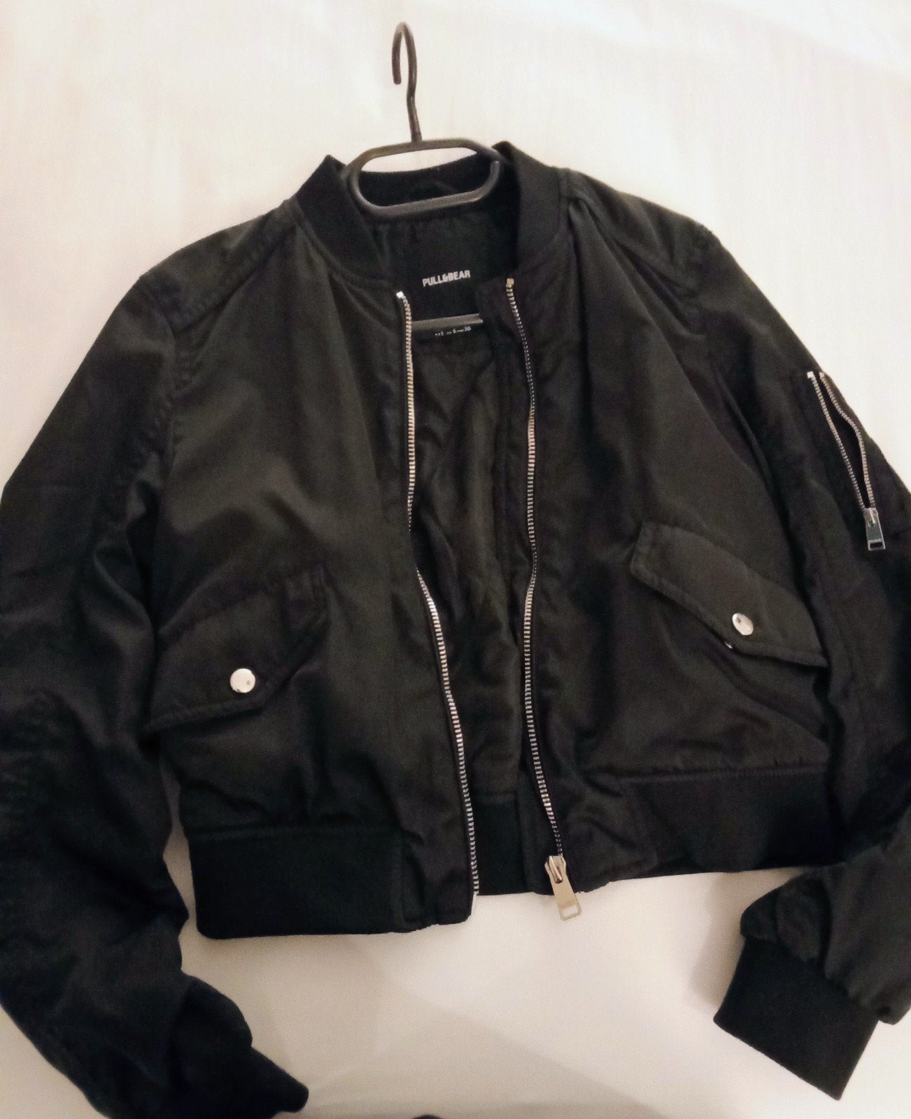 2x Pull&Bear Cropped Bomberjack | Zwart | Maat XS en S samen, Kleding | Dames, Verzenden, Zwart, Pull & Bear, Maat 34 (XS) of kleiner