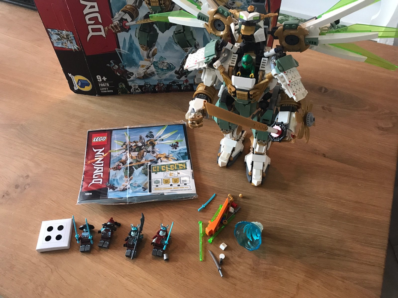 Lego 70676 Lloyd’s Titan Mech, Lego, Ophalen of Verzenden, Zo goed als nieuw, Compleet