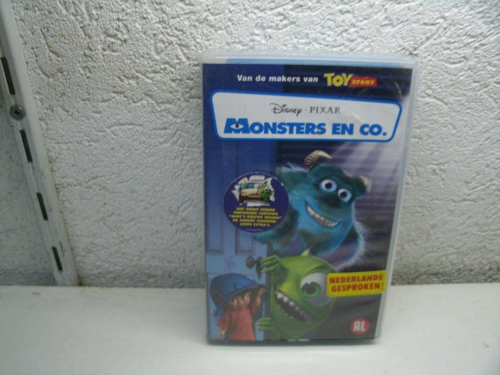 vhs 41a monsters en co, Cd's en Dvd's, VHS | Kinderen en Jeugd, Alle leeftijden, Ophalen of Verzenden, Zo goed als nieuw