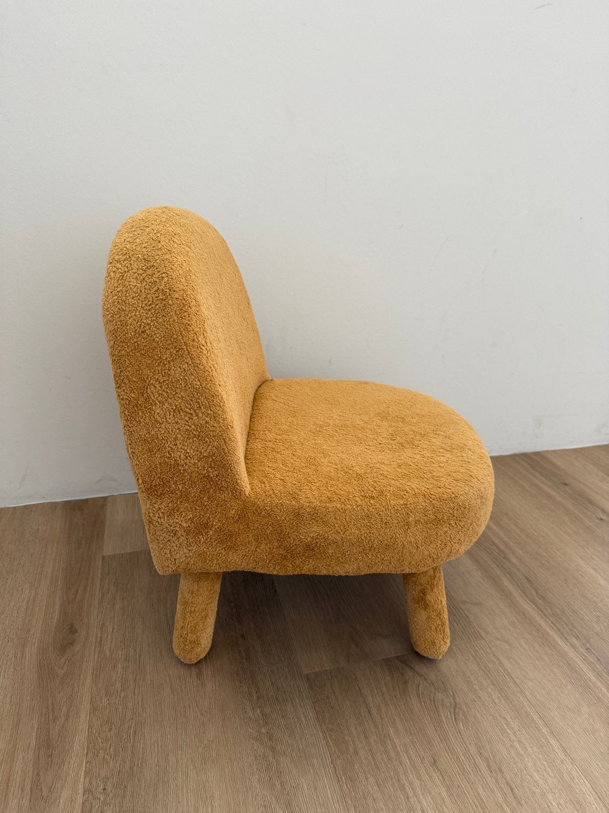 Leen Bakker kinder fauteuil okergeel, Ophalen, Zo goed als nieuw, Stoel(en)