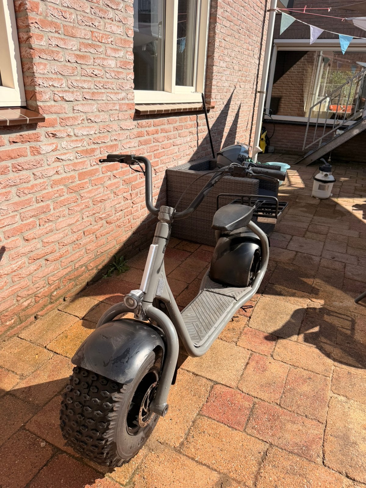 E chopper grijs BOB, Ophalen, Zo goed als nieuw, Elektrisch, Overige merken