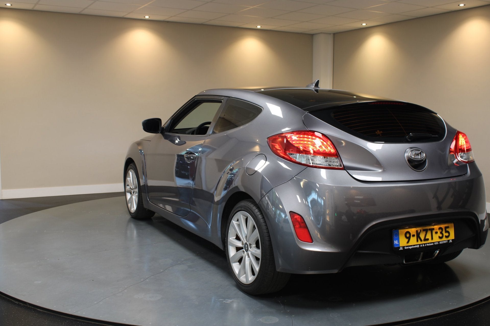 Hyundai Veloster 1.6 GDI i-Motion *140Pk!* All-seasons|LED|1, Voorwielaandrijving, Gebruikt, 1591 cc, 4 cilinders