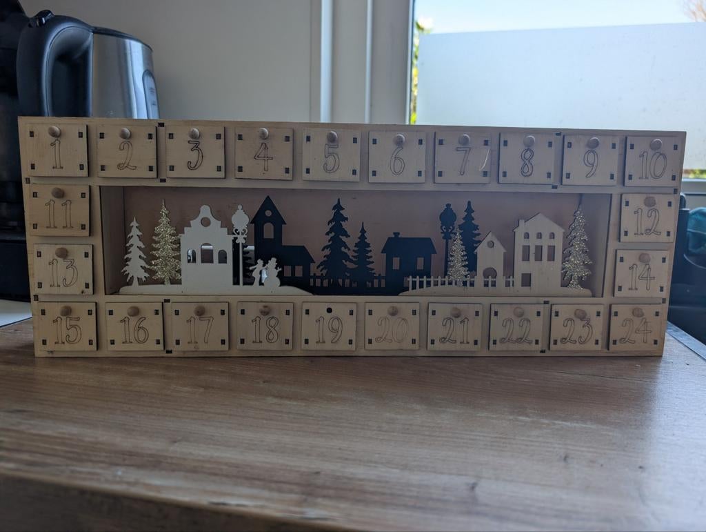 Zelfvulbare adventskalender met lichtjes, Ophalen, Gebruikt