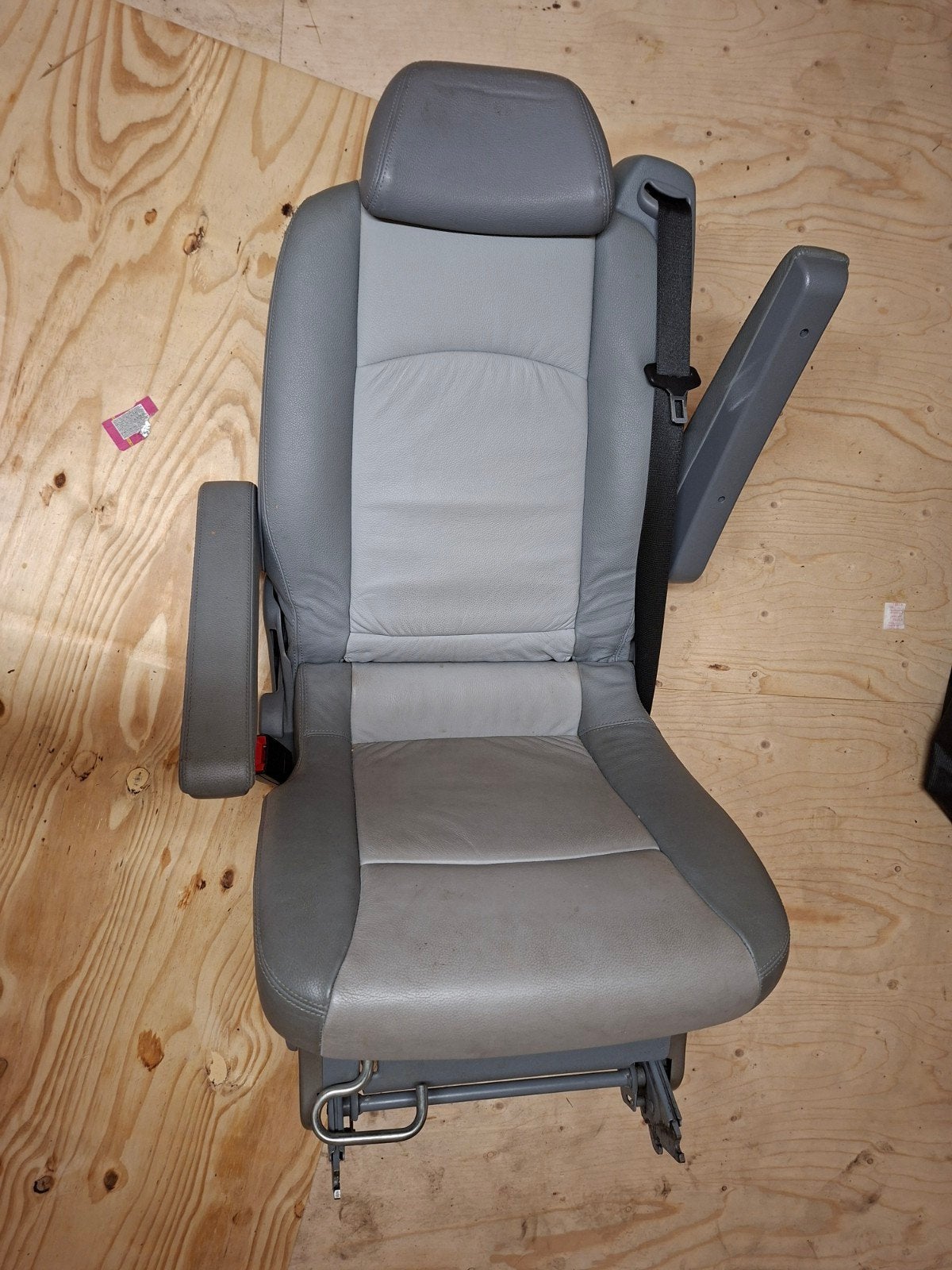 Mercedes Viano leren autostoelen (grijs/beige), Ophalen, Gebruikt, Mercedes-Benz