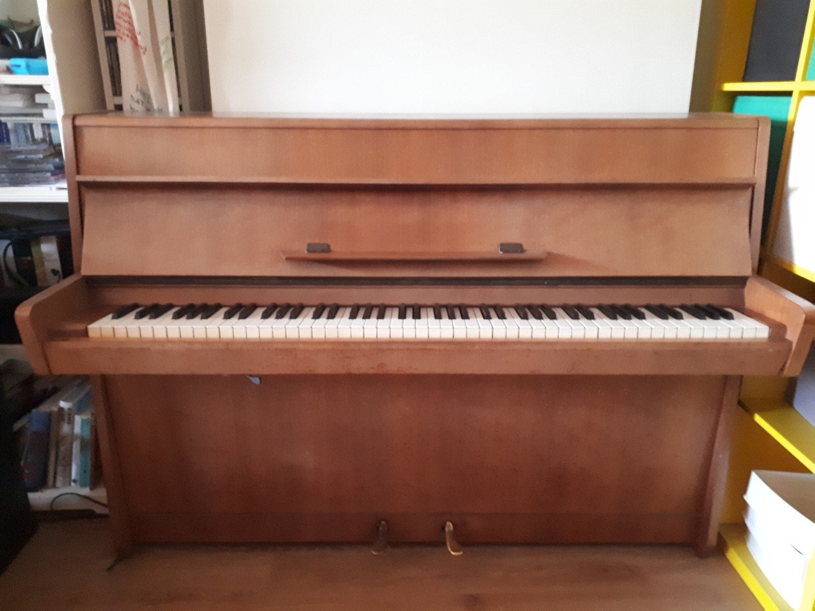 Gratis piano (excl. transport), Ophalen, Gebruikt, Bruin, Piano