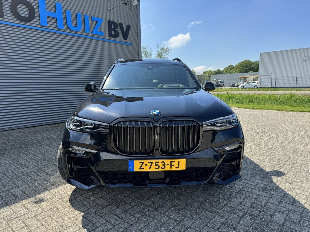 BMW X7 xDrive40d 340 PK High Executive M Sport Executive Dri, Auto's, BMW, 745 kg, 2993 cc, Met garantie (alle), 7 stoelen