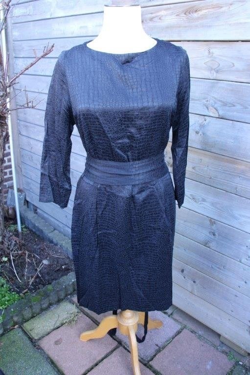 Jurk zwart bewerkt Sey Studio ( Purdey) mt 42 Vaste prijs, Kleding | Dames, Sey Studio, Zwart, Maat 42/44 (L), Ophalen of Verzenden