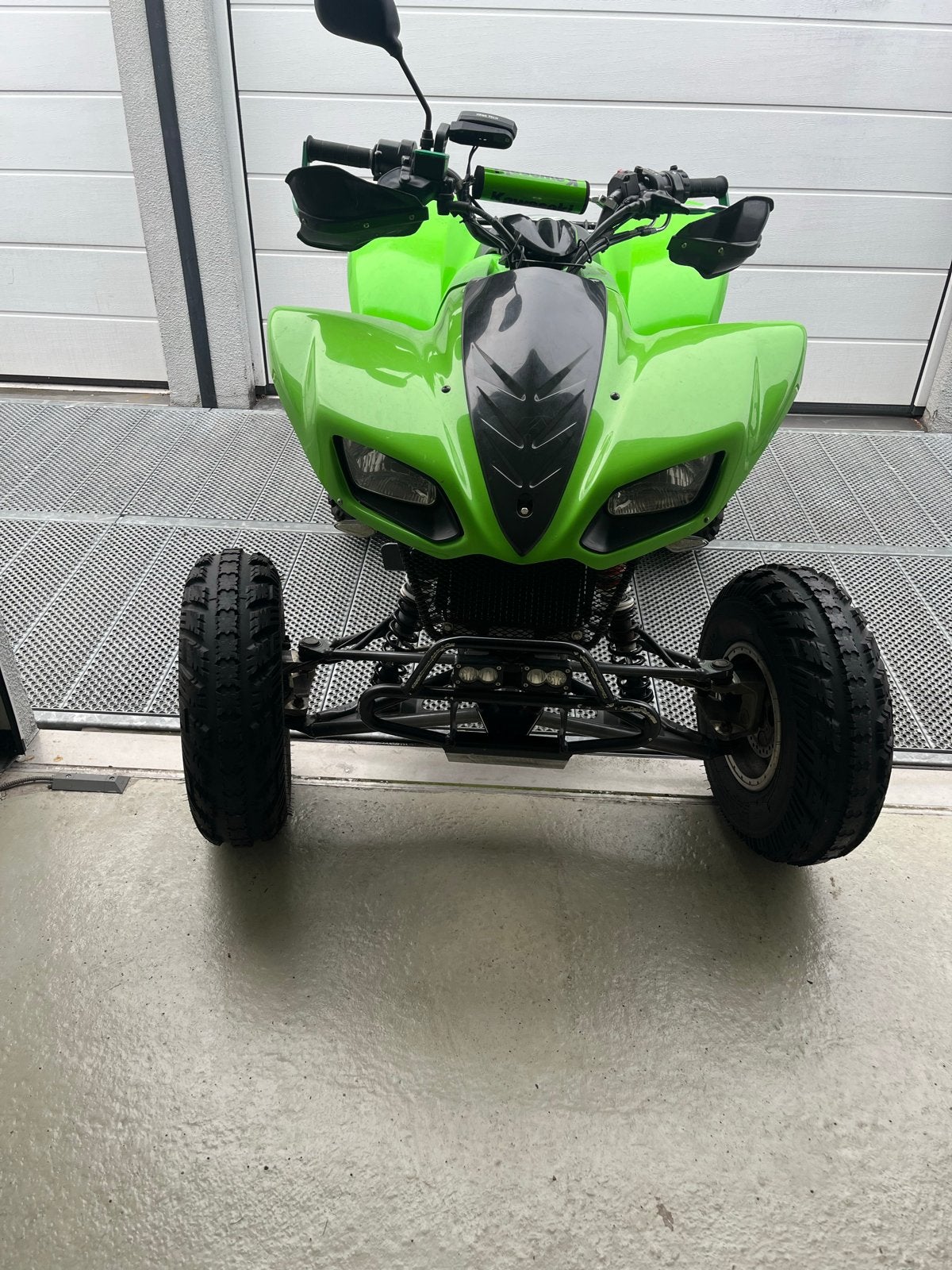 Kawasaki KFX 700 Quad - Krachtig en Goed Onderhouden, Motoren, Quads en Trikes, 2 cilinders