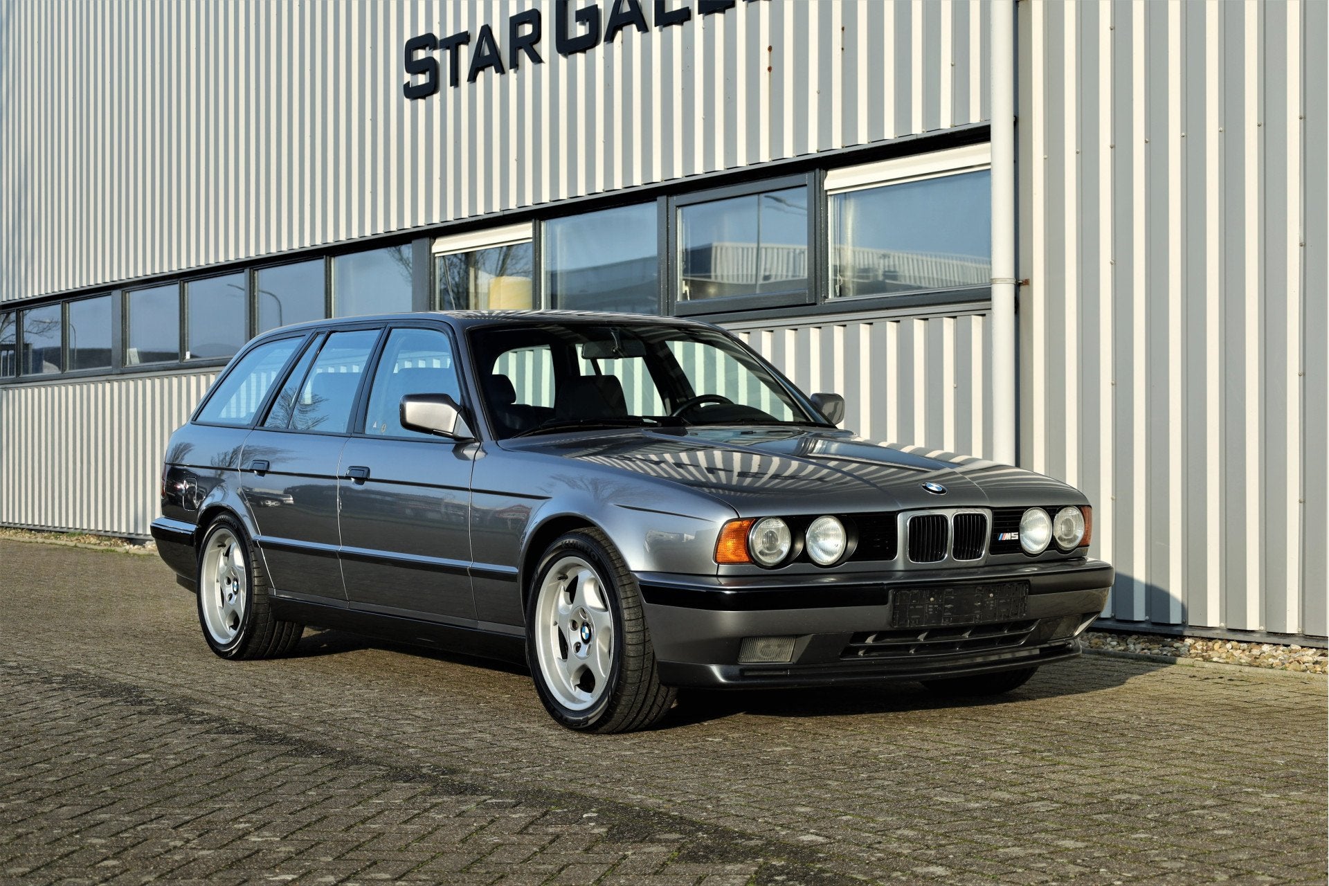 BMW 5 Serie Touring M5 E34 Youngtimer (bj 1993), Auto's, Achterwielaandrijving, Zwart, 340 pk, Leder
