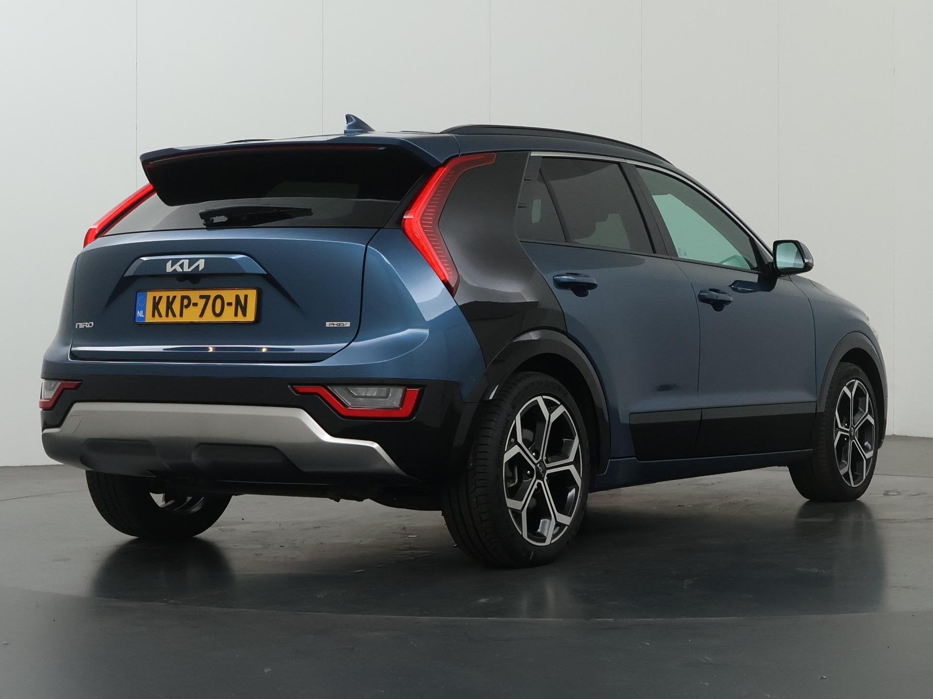 Foto 2 van Kia Niro 1.6 GDi PHEV ExecutiveLine | Harman/kardon audio |
