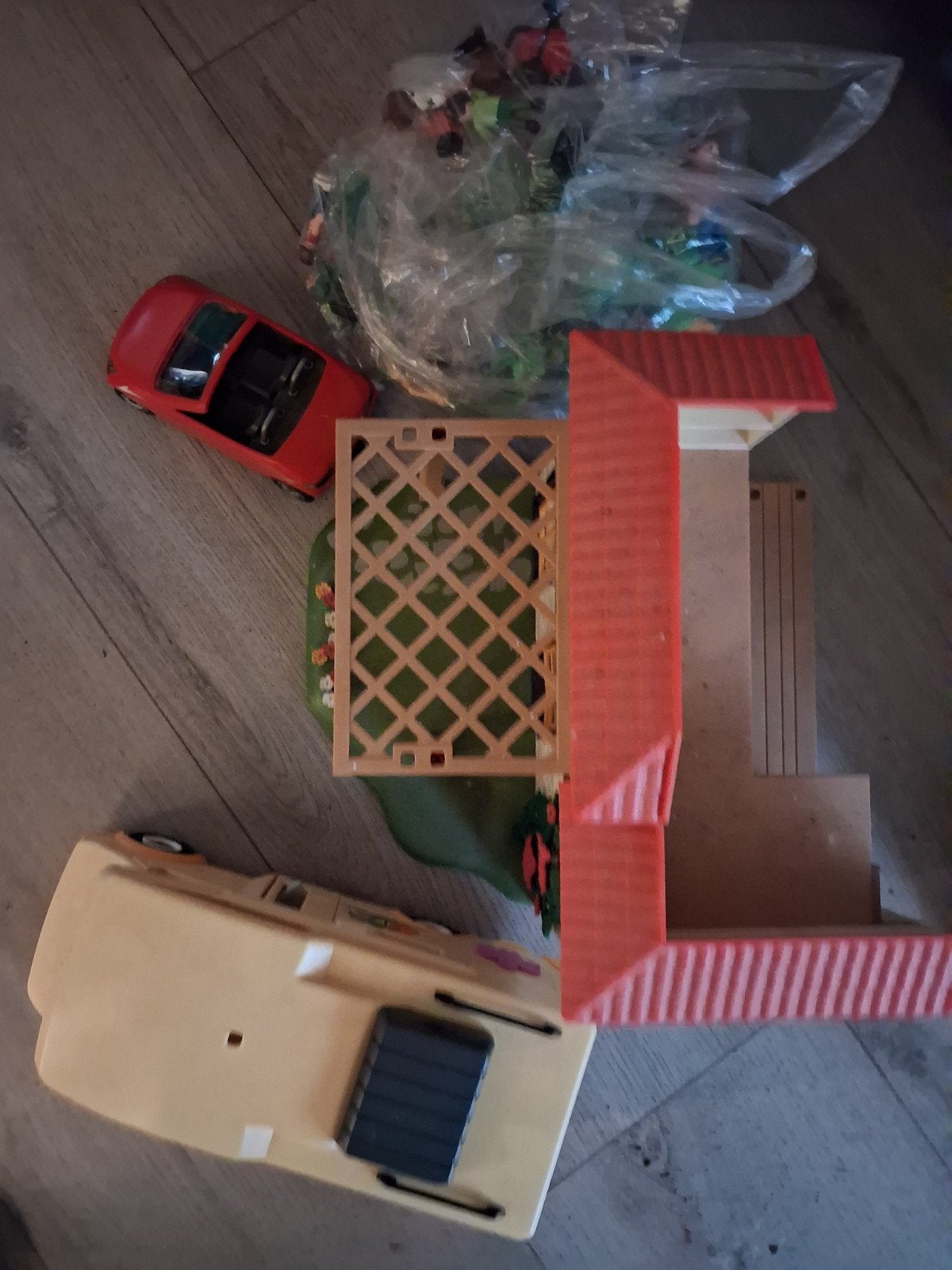 Foto 9 van Grote Playmobil collectie met poppenhuis en diverse sets