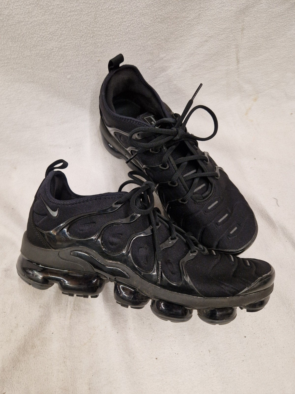 Nike Air Vapormax Plus Zwarte Sneakers Maat 44, Zwart, Nike, Ophalen of Verzenden, Sneakers of Gympen