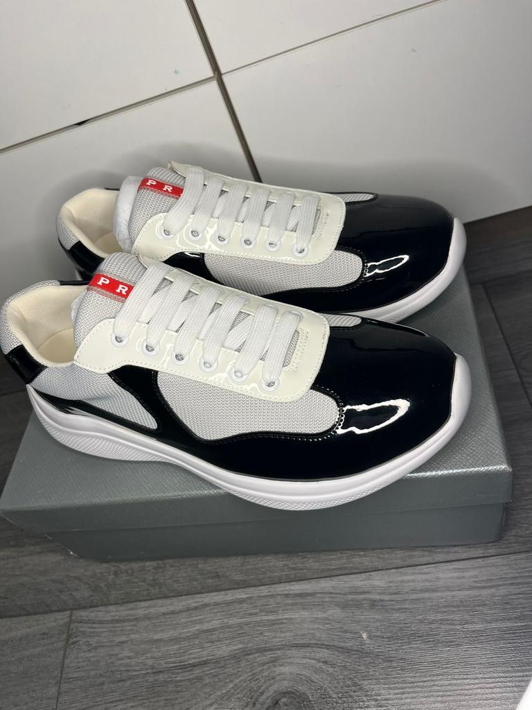 Prada Cups Zwart, Ophalen of Verzenden, Nieuw, Zwart