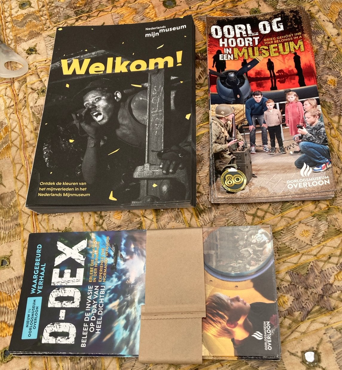 Flyers over Oorlogsmuseum Overloon en Mijnmuseum, Niet van toepassing, Nieuw, Ophalen of Verzenden, Algemeen