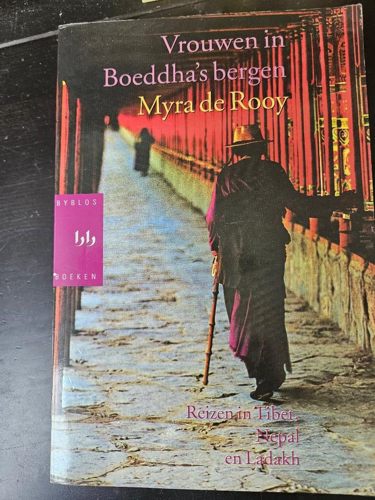 Myra de Rooy - Vrouwen in Boeddha's bergen, Ophalen of Verzenden, Gelezen, Spiritualiteit algemeen, Achtergrond en Informatie