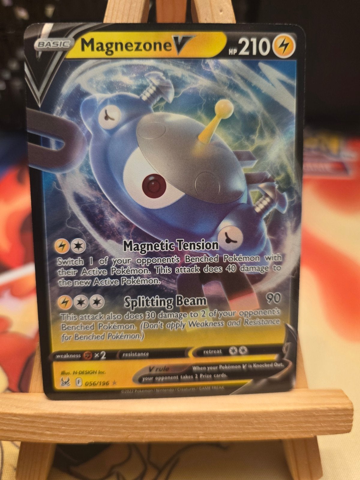 Pokemon Lost Origin Magnezone V 156/196, Ophalen of Verzenden, Zo goed als nieuw, Losse kaart, Foil