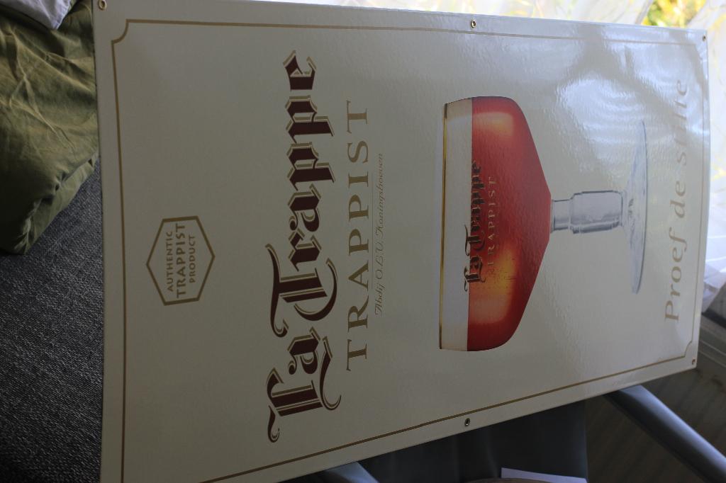 emaille bord LA TRAPPE ZO GOED ALS MINT, Ophalen of Verzenden