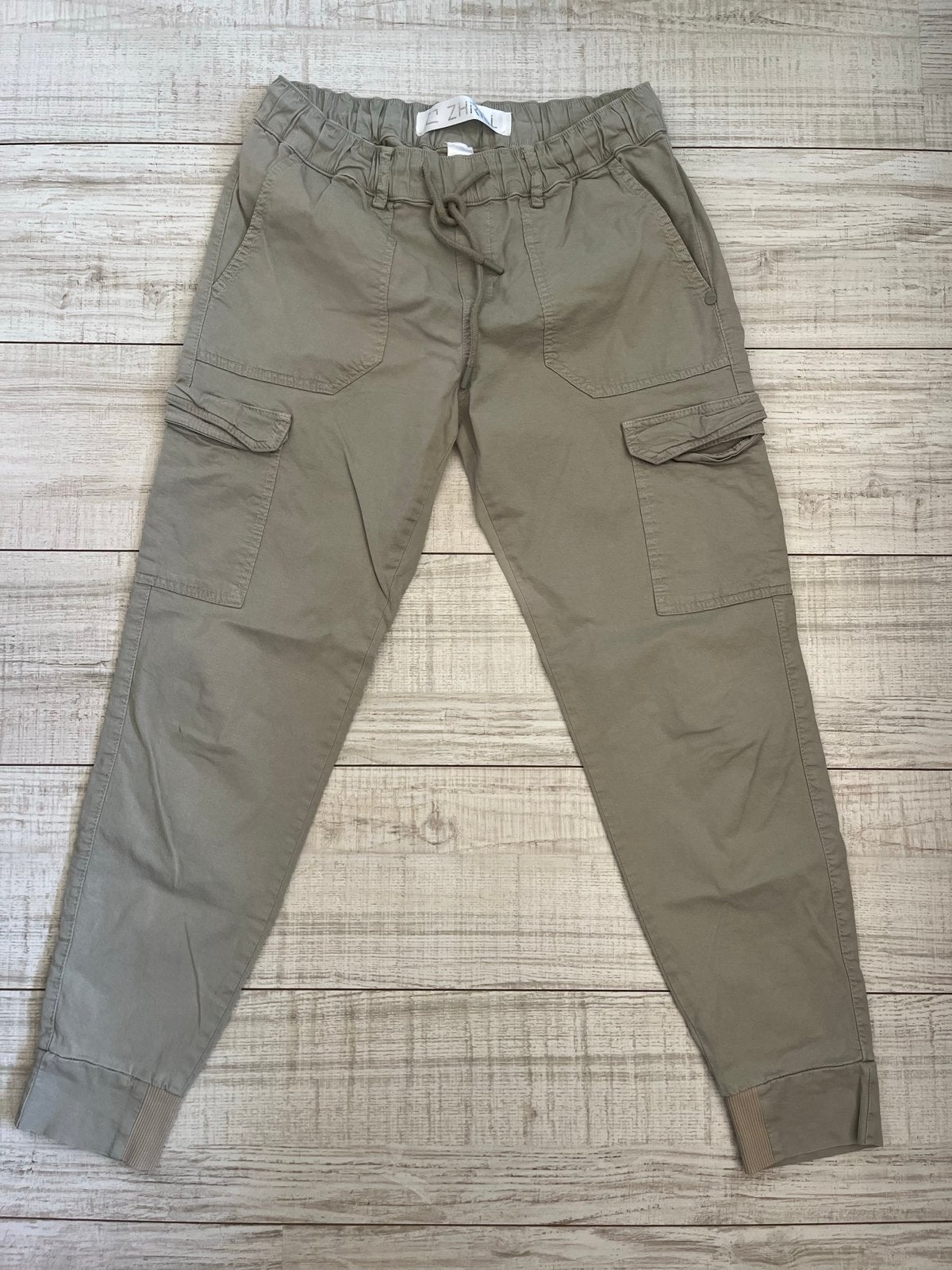 Zhrill Cargo Broek - Comfortabel en Stijlvol, Kleding | Dames, Beige, Maat 42/44 (L), Ophalen of Verzenden, Zo goed als nieuw