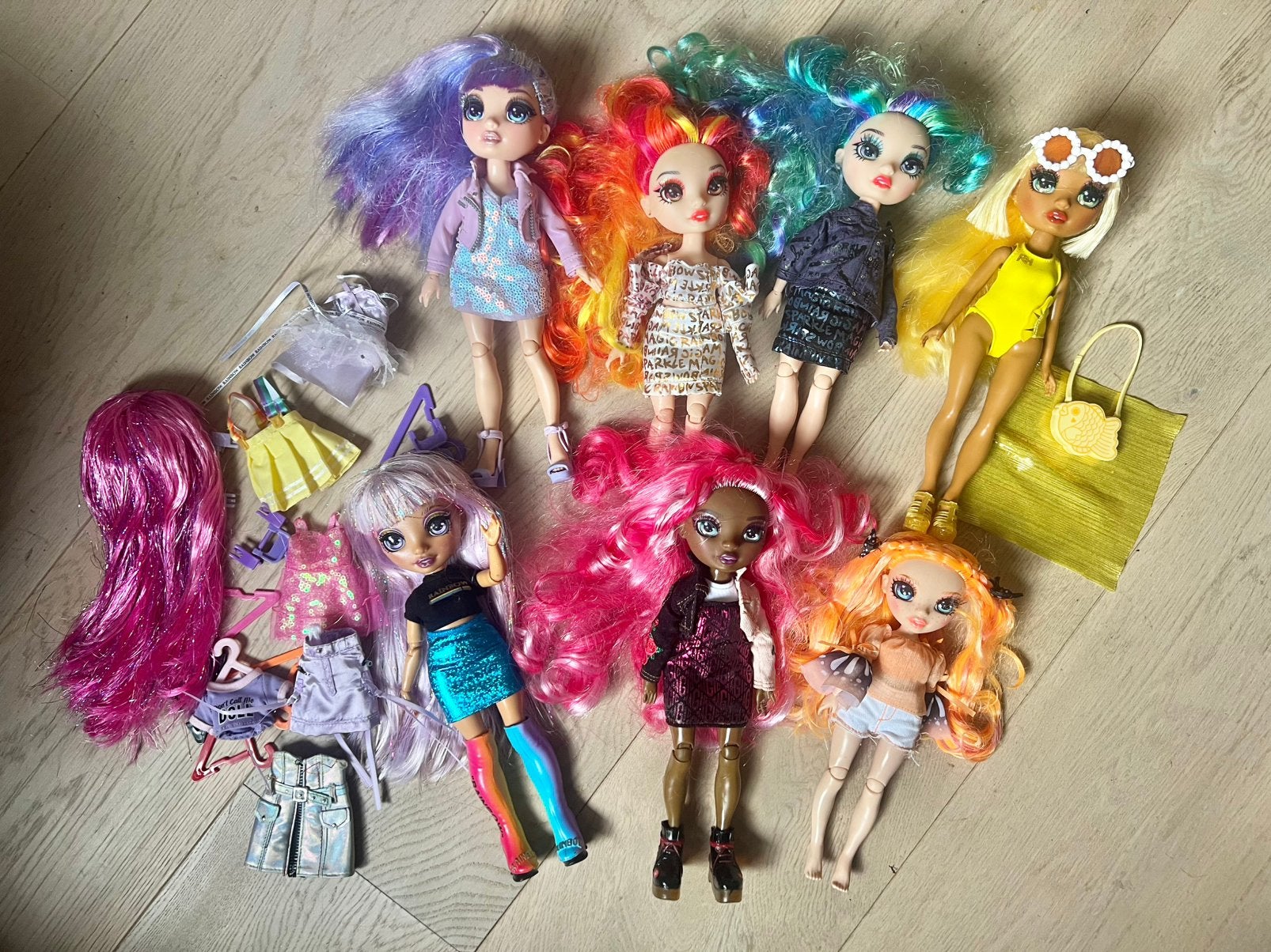 Rainbow High poppen set 2 met accessoires en kleding, Ophalen, Gebruikt, Overige typen