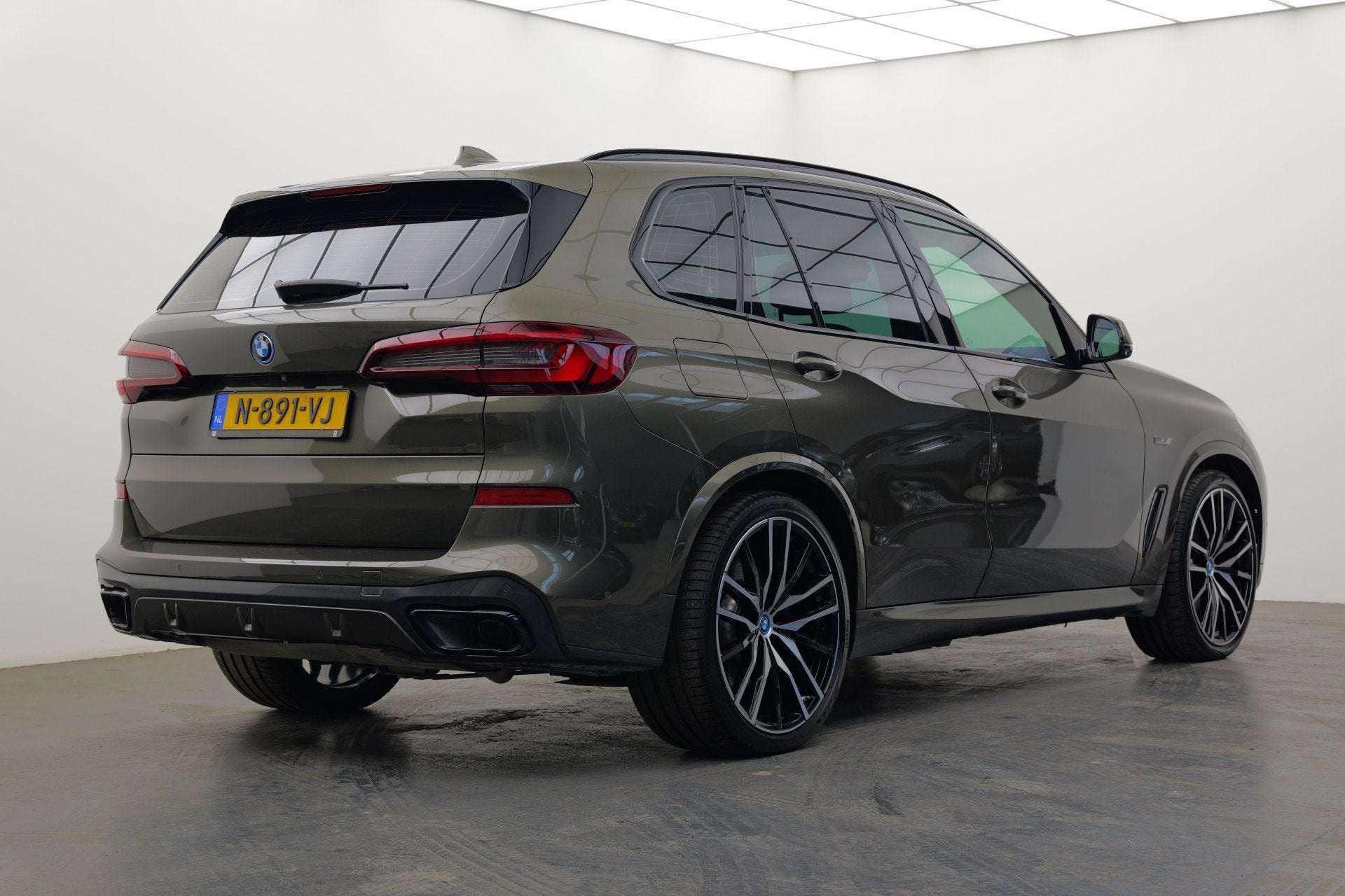 BMW X5 xDrive45e High Executive | M-sport | Pano | Luchtveri, Gebruikt, Met garantie (alle), Parkeerassistent, Vierwielaandrijving