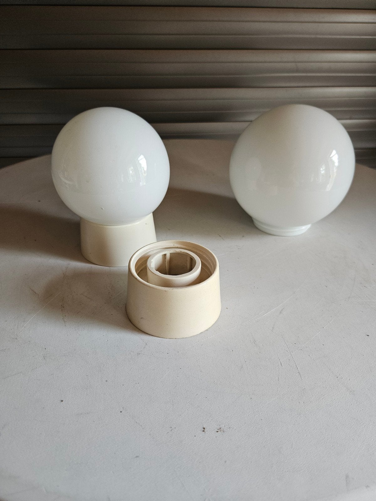 Set van 2 Vintage Melkglas Bol Lampen - Wit, Wit, Overige merken, Gebruikt, Ophalen of Verzenden