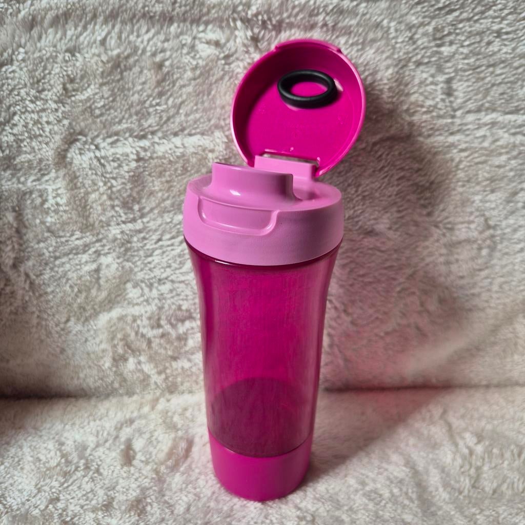 Tupperware fles roze - Handige drinkfles, Gebruikt, Beker of Kan, Ophalen of Verzenden, Info@tupperware.com