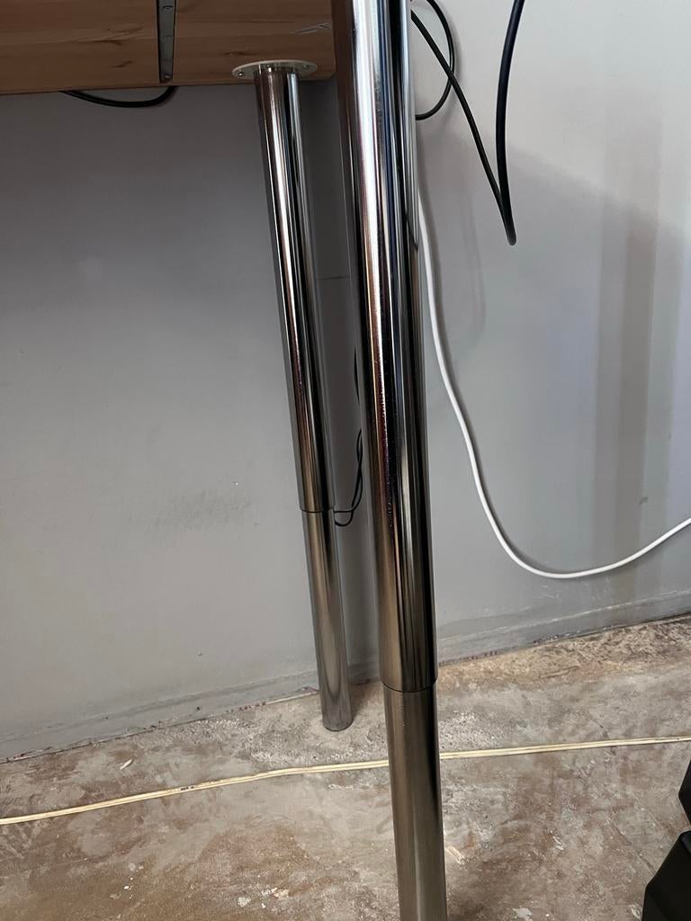 IKEA VIKA FURUSKOG bureau met OLOV verstelbare poten, Ophalen, Gebruikt, Scandinavisch, Hout