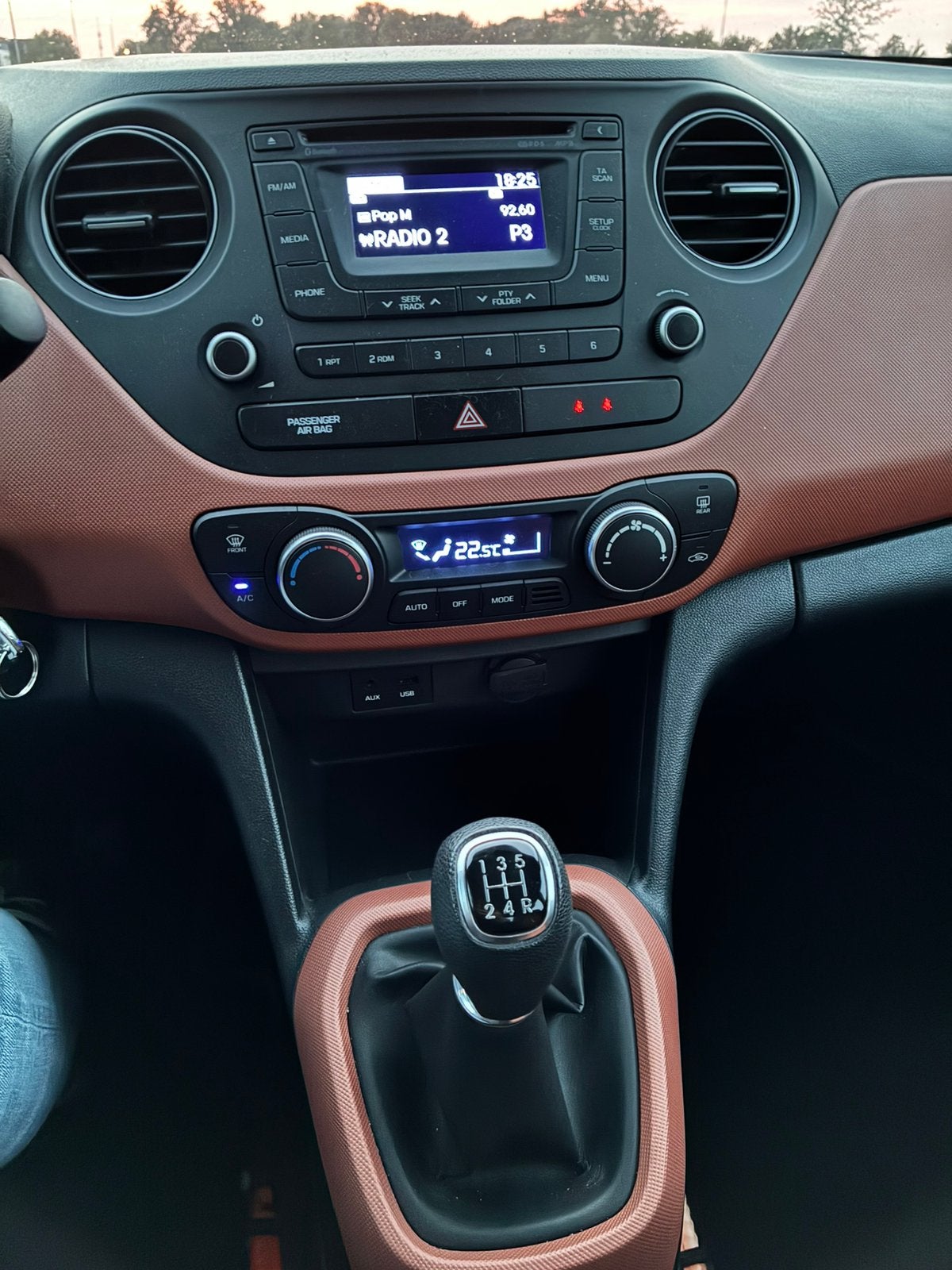 Foto 12 van Hyundai i10 1.0 Blue I-Vision | 45.580 km | Airco | |APK