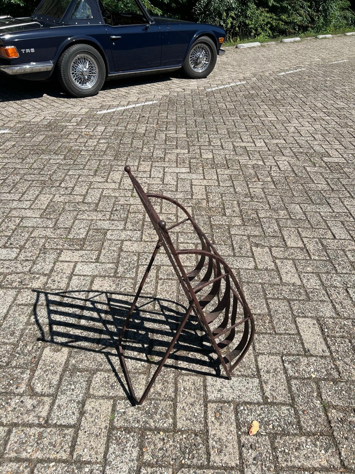 Vintage metalen lectuurbak, Huis en Inrichting, Woonaccessoires | Krantenbakken en Lectuurbakken, Gebruikt, Metaal, Lectuurbak