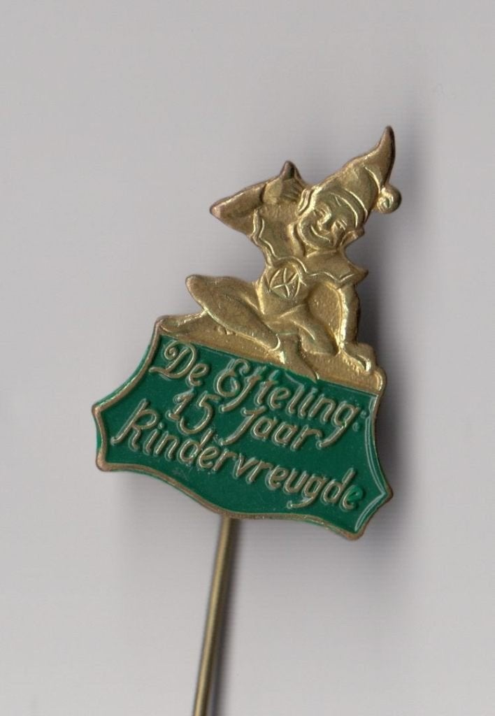 De Efteling 15 jaar Kindervreugde speldje, Gebruikt, Niet vindbaar, Niet vindbaar, Speldje of Pin