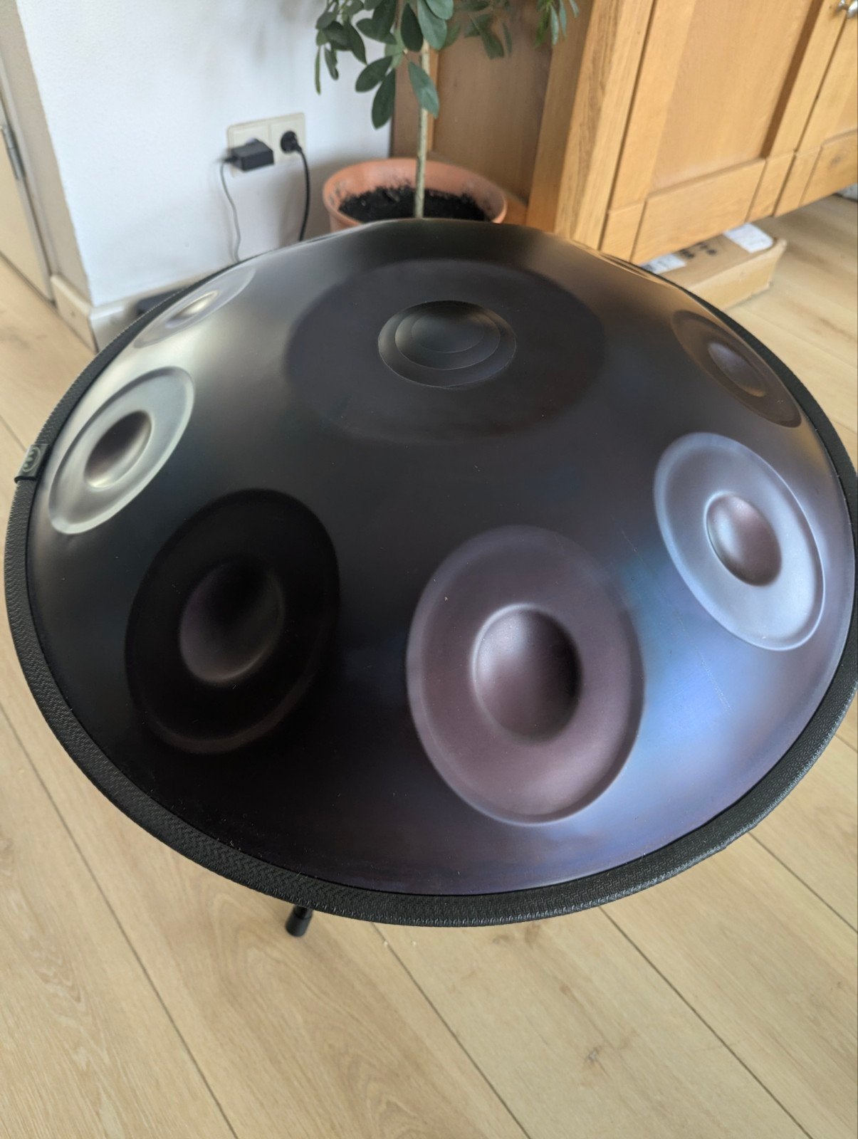 Handpan 432 Hz -10 tonen - matzwart blauw/paars - als nieuw, Ophalen of Verzenden, Zo goed als nieuw, Melodische percussie
