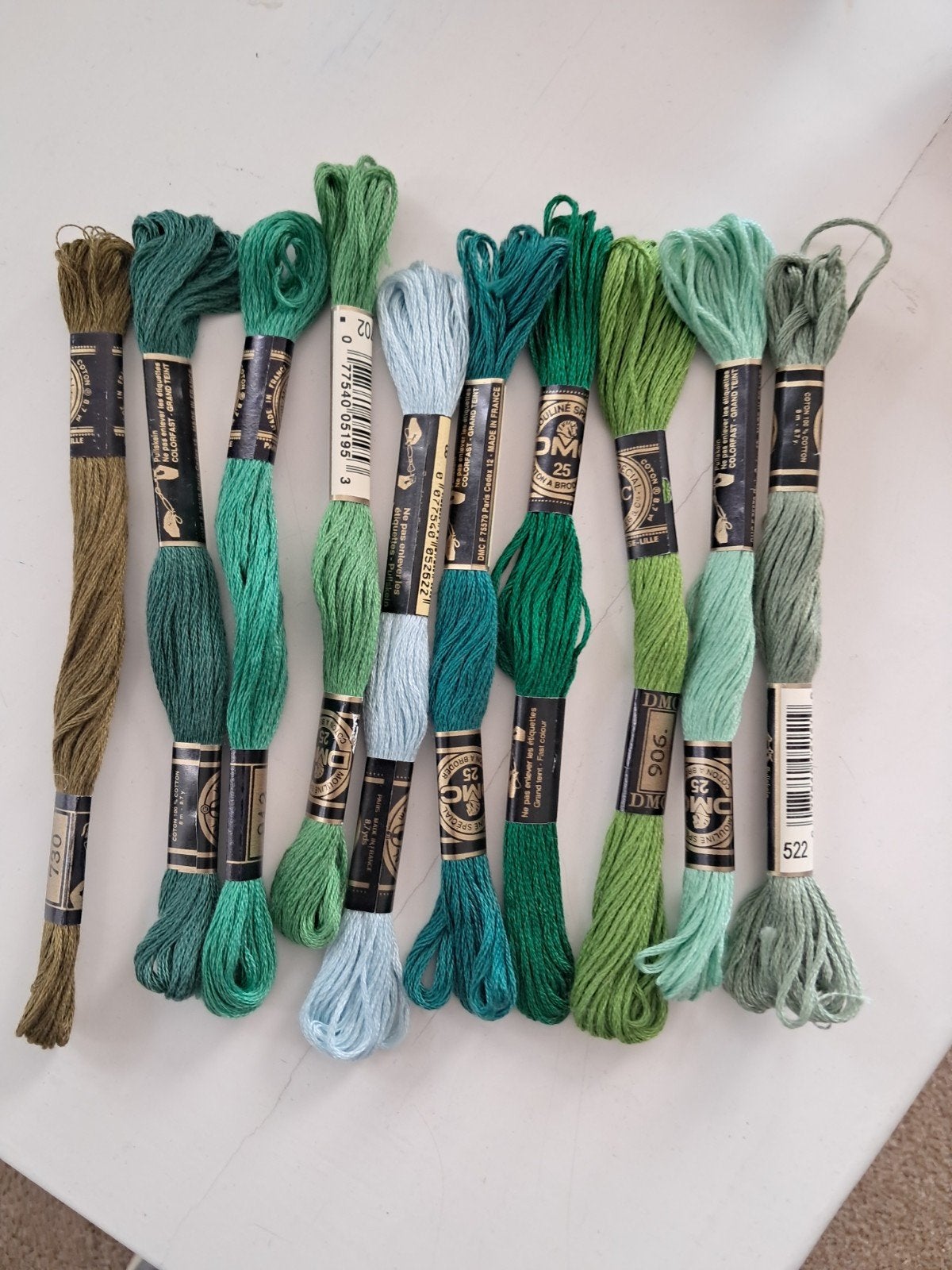 DMC borduurgaren, groen tinten (4), Ophalen of Verzenden, Nieuw, Borduurgaren of Zijde