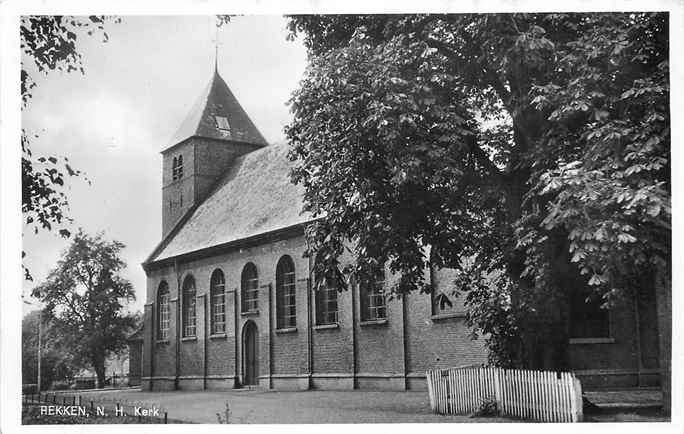 301-299-035 Rekken Kerk, Verzamelen, Ansichtkaarten | Nederland, Verzenden, Voor 1920, Gelderland
