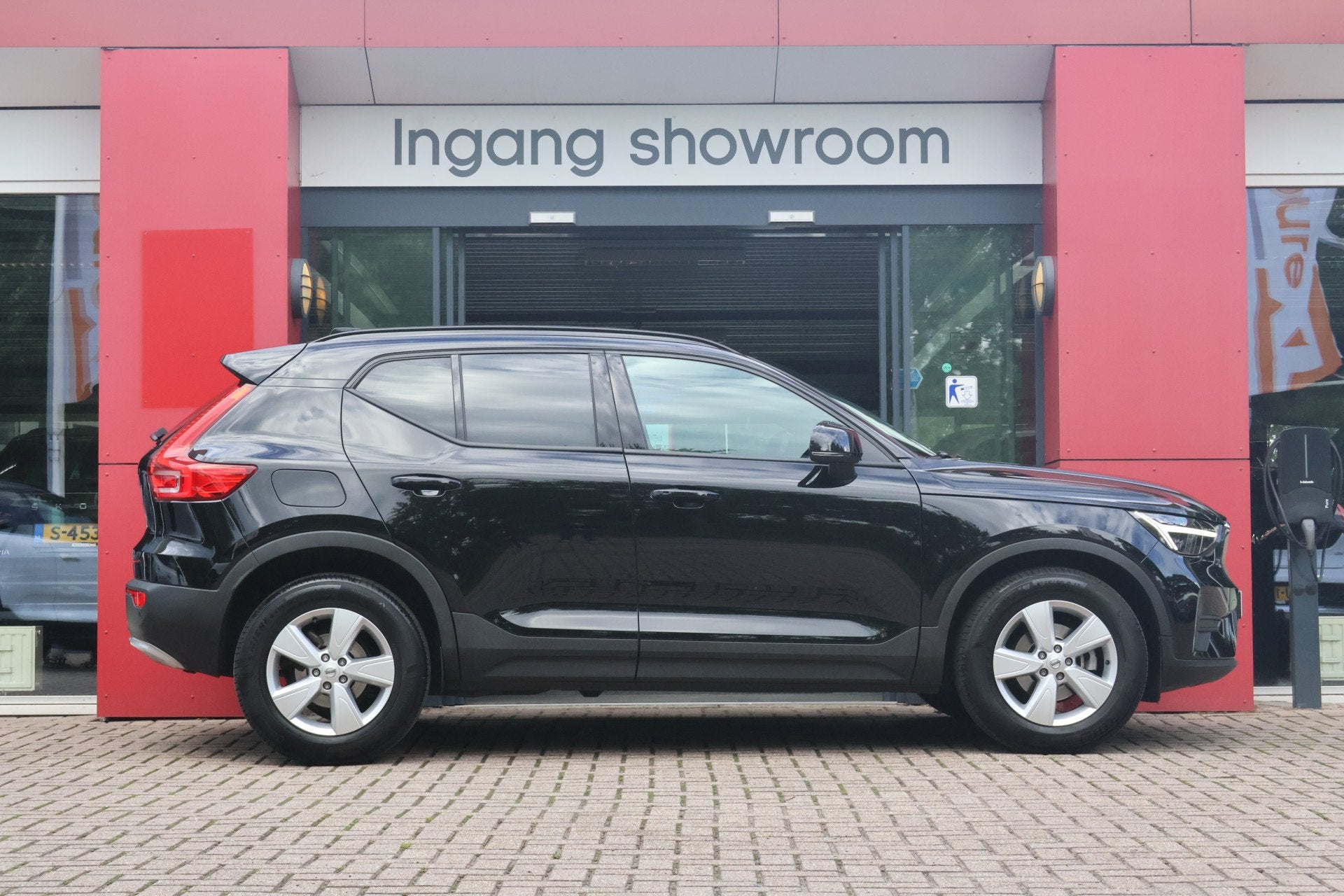 Volvo XC40 1.5 T2 Core | Origineel NL | Climate Pack | Park, Auto's, Dealer onderhouden, Stof, Gebruikt, Zwart